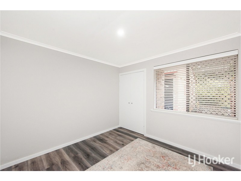 14 Grenadier Drive, Thornlie WA 6108