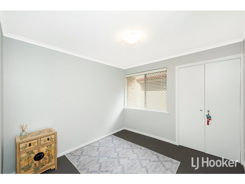 14 Grenadier Drive, Thornlie WA 6108