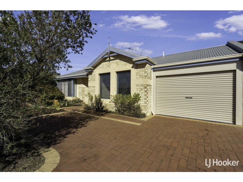 2/211 Brixton Street, Kenwick WA 6107