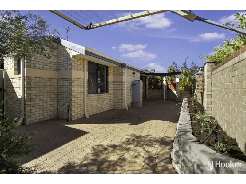 2/211 Brixton Street, Kenwick WA 6107