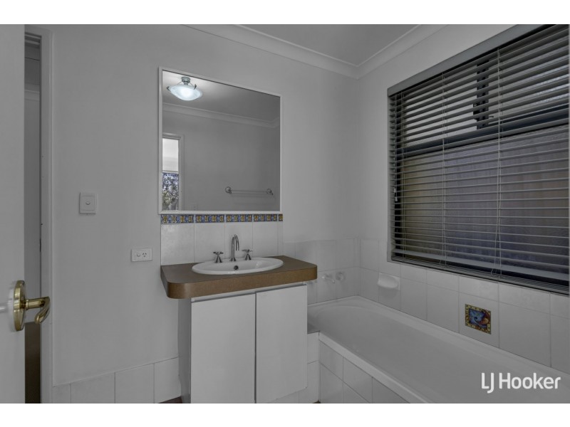 2/211 Brixton Street, Kenwick WA 6107