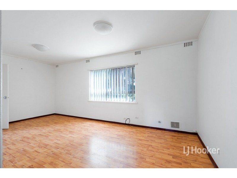 7/13 Milton Place, Orelia WA 6167