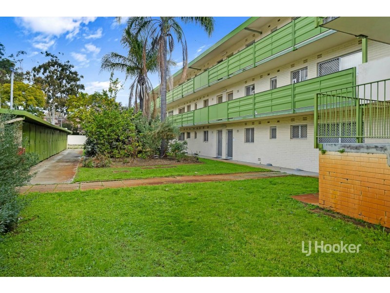 7/13 Milton Place, Orelia WA 6167