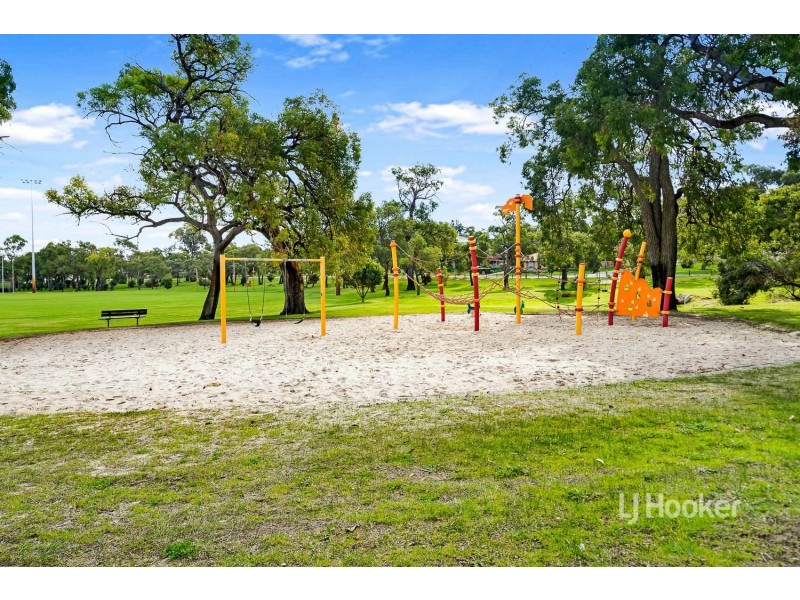 7/13 Milton Place, Orelia WA 6167