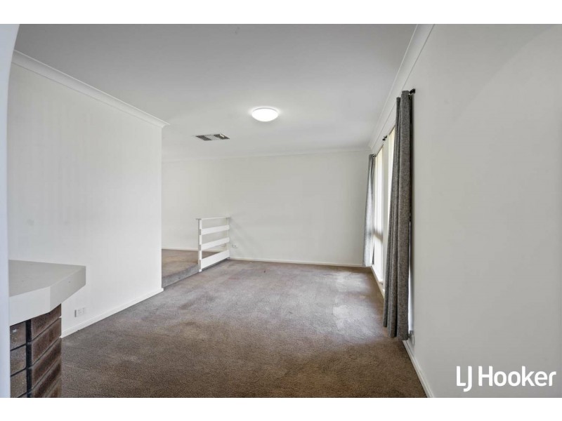 24 Oakover Way, Gosnells WA 6110