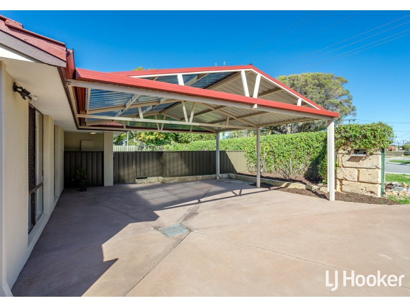 33A Murchison Way, Gosnells WA 6110