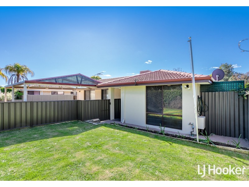 33A Murchison Way, Gosnells WA 6110