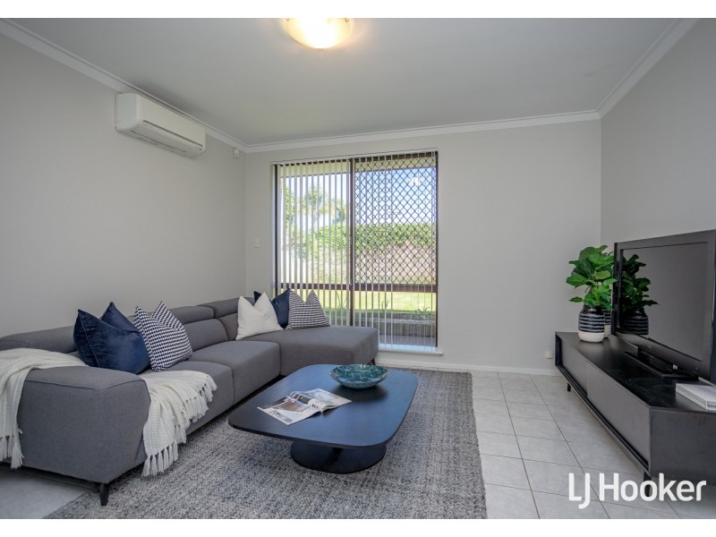 33A Murchison Way, Gosnells WA 6110