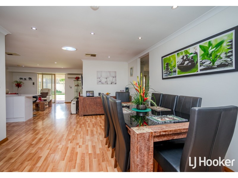 67 Forest Lakes Drive, Thornlie WA 6108