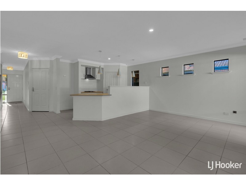 40B Orpington Street, Cloverdale WA 6105