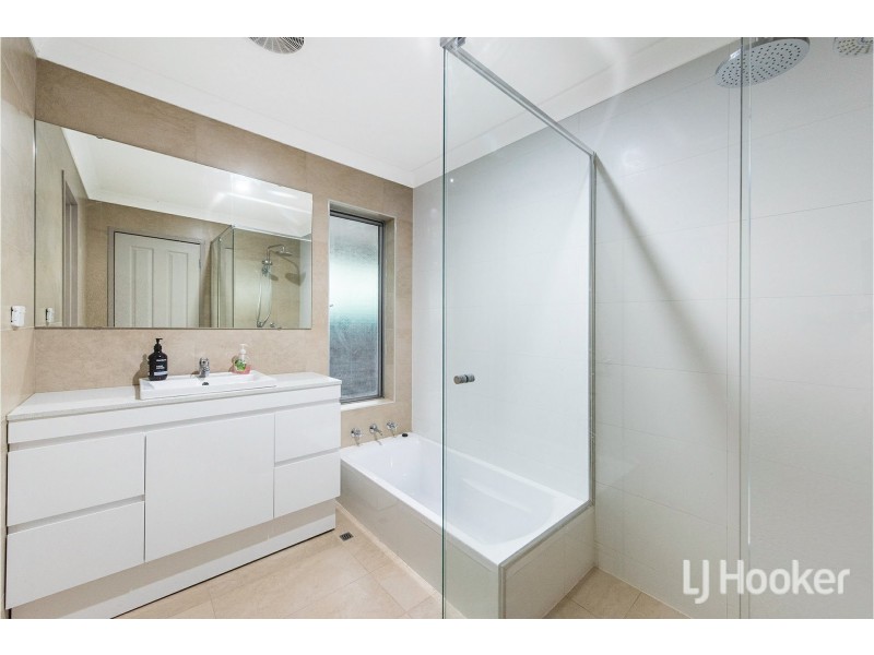 146 Berehaven Avenue, Thornlie WA 6108