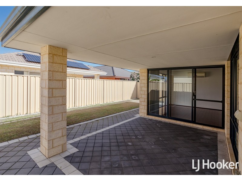 6 Finsbury Drive, Thornlie WA 6108