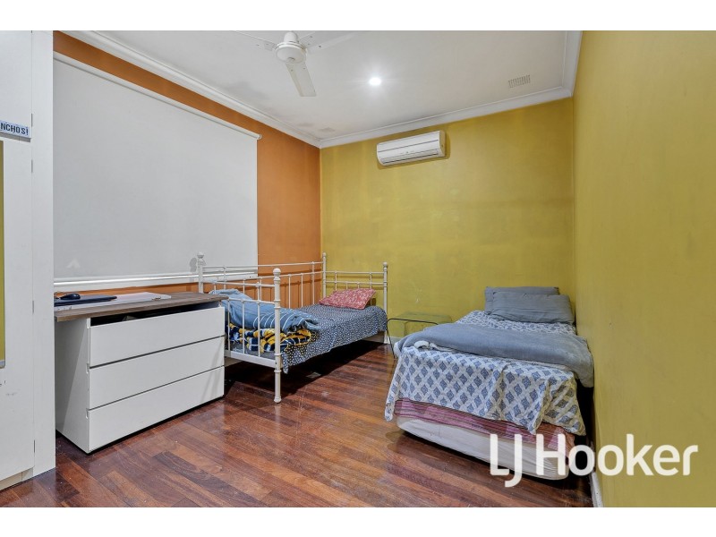 34 Hartfield Street, Queens Park WA 6107