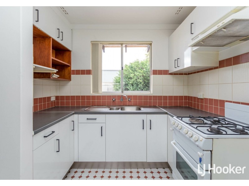 1 Cowan Street, Maddington WA 6109