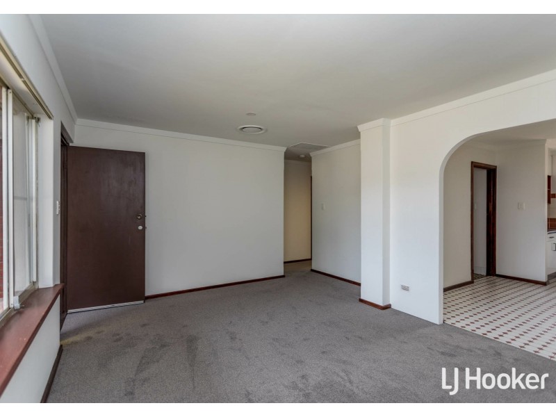 1 Cowan Street, Maddington WA 6109