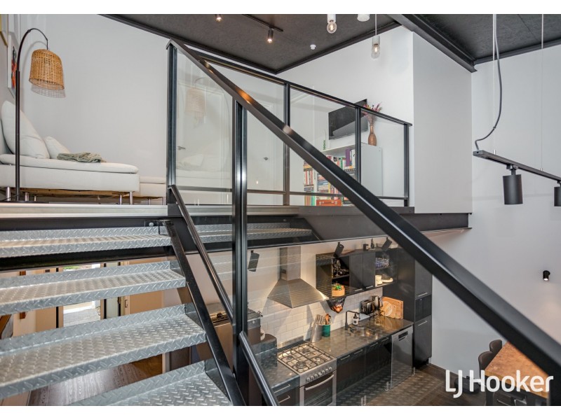 21 Livorno Boulevard, Piara Waters WA 6112