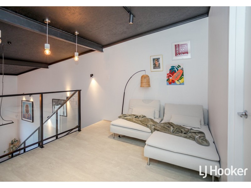 21 Livorno Boulevard, Piara Waters WA 6112