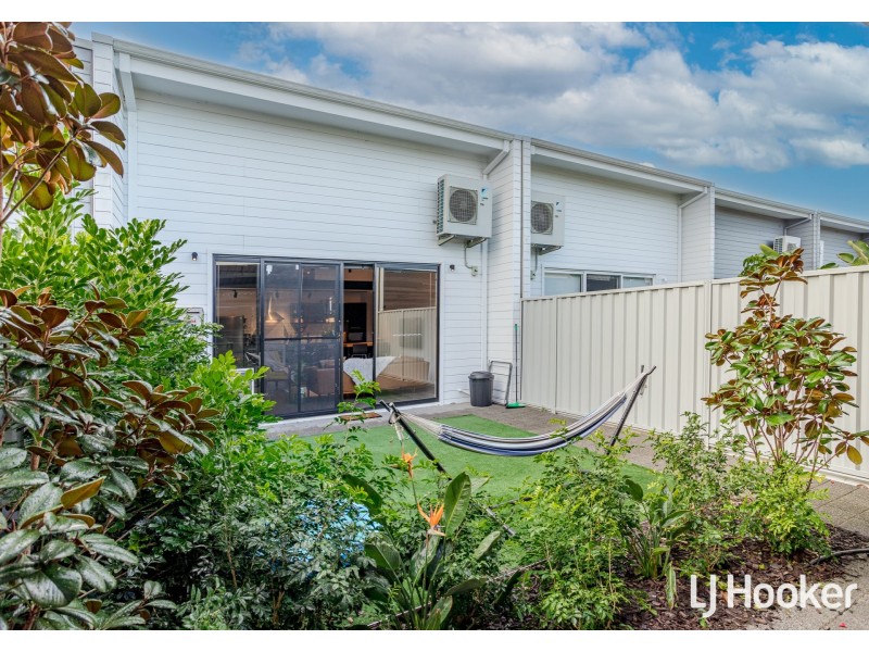 21 Livorno Boulevard, Piara Waters WA 6112