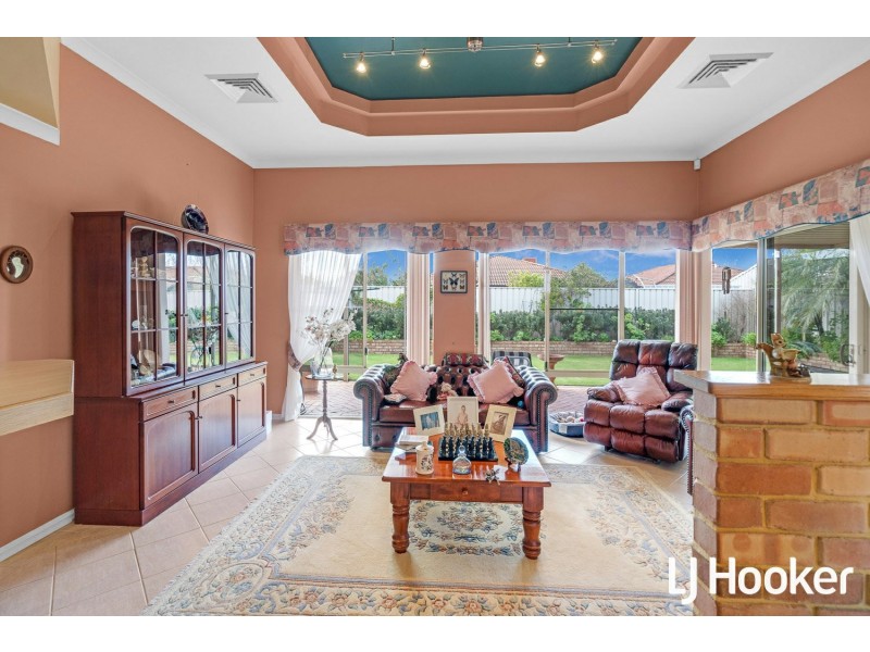 30 Chesham Mews, Canning Vale WA 6155