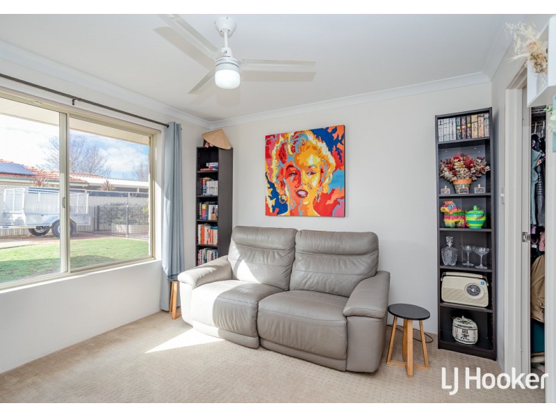 2 Heath Place, Thornlie WA 6108