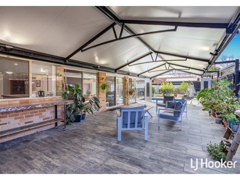 2 Heath Place, Thornlie WA 6108