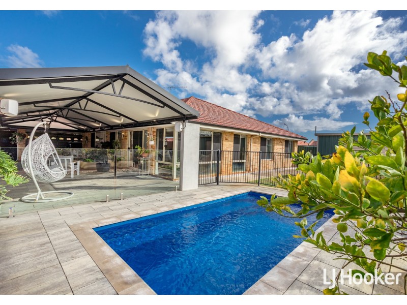 2 Heath Place, Thornlie WA 6108