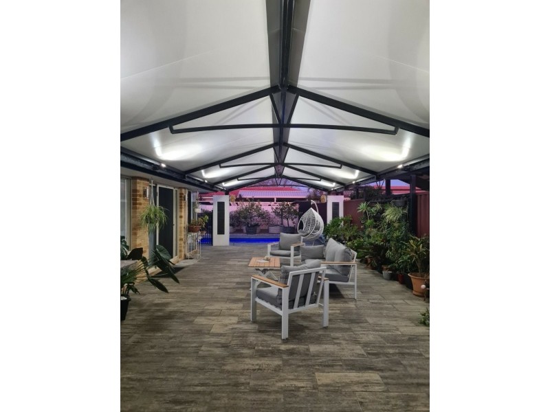 2 Heath Place, Thornlie WA 6108