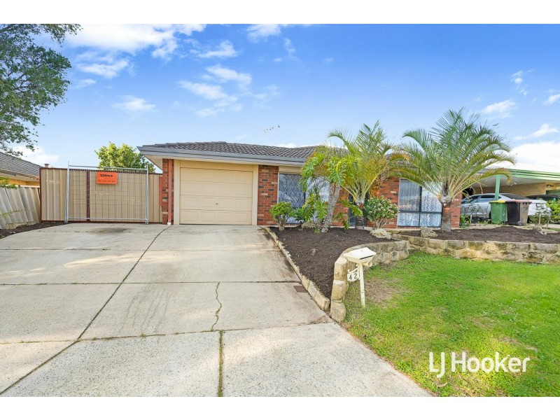 42 Ashworth Way, Brookdale WA 6112