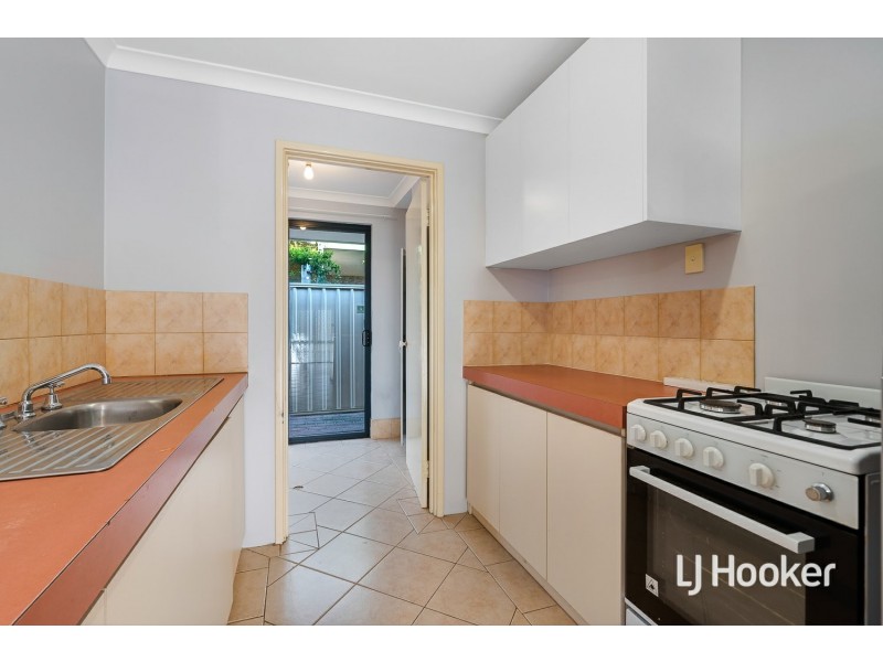 42 Ashworth Way, Brookdale WA 6112