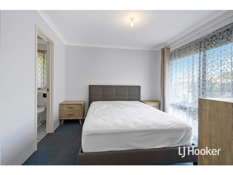 42 Ashworth Way, Brookdale WA 6112