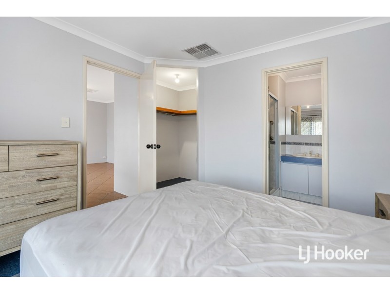 42 Ashworth Way, Brookdale WA 6112