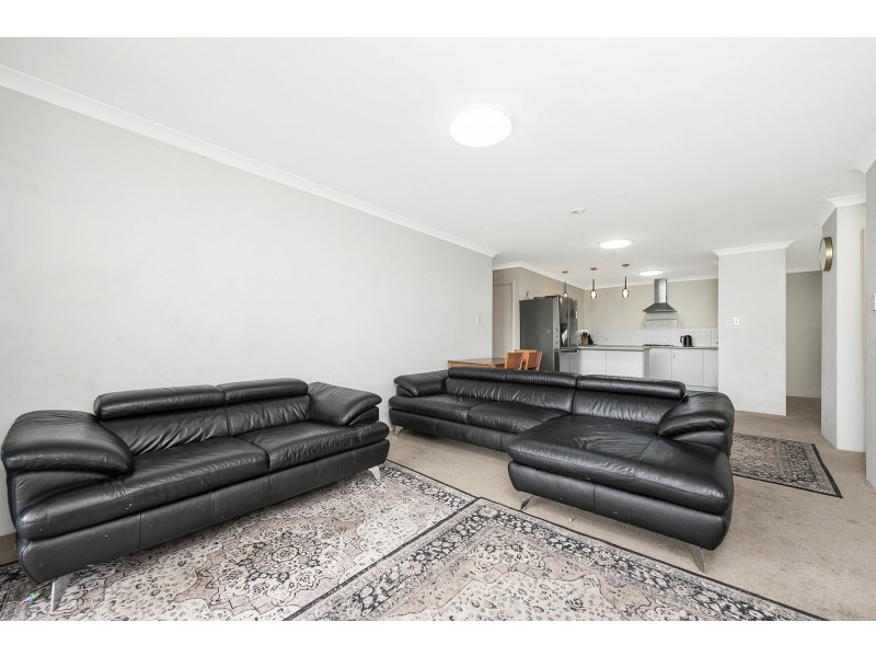 17/24 Burton Street, Cannington WA 6107