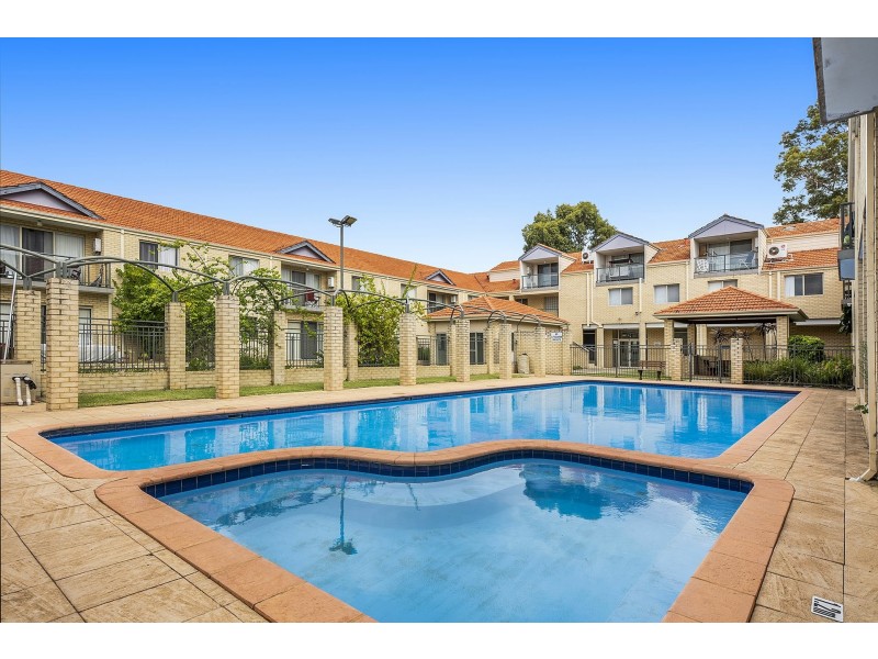 17/24 Burton Street, Cannington WA 6107