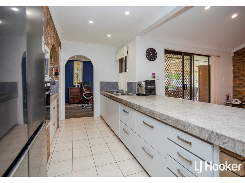 32 Chamberlain Street, Gosnells WA 6110