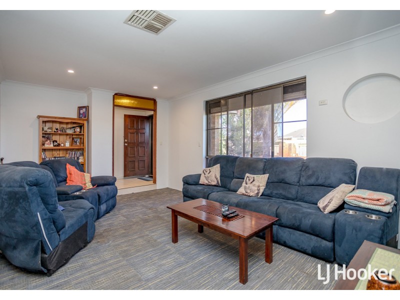 32 Chamberlain Street, Gosnells WA 6110