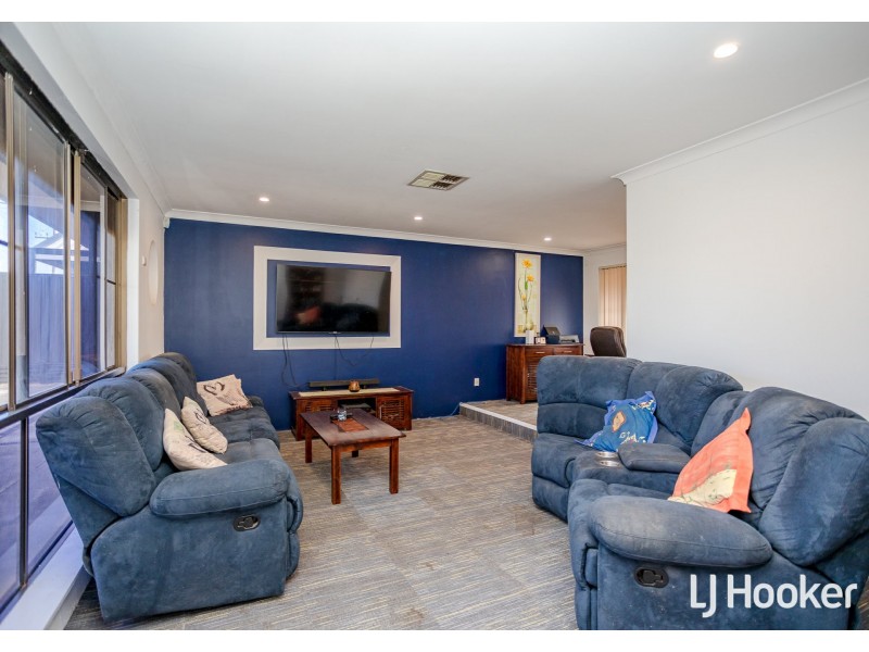 32 Chamberlain Street, Gosnells WA 6110