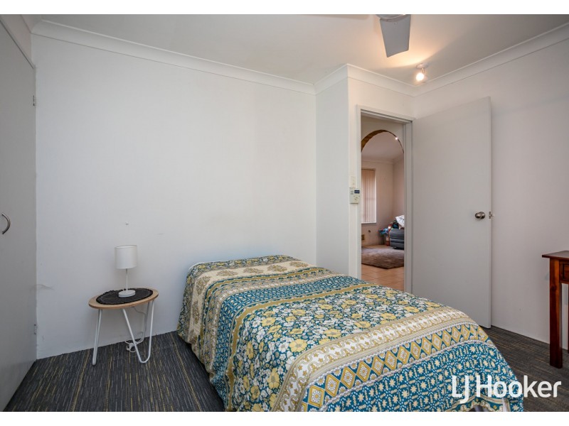 32 Chamberlain Street, Gosnells WA 6110