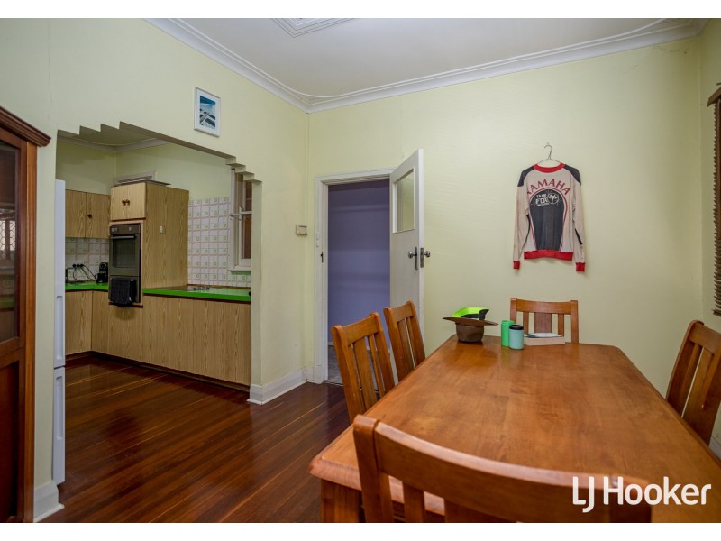 31 Renou Street, Queens Park WA 6107