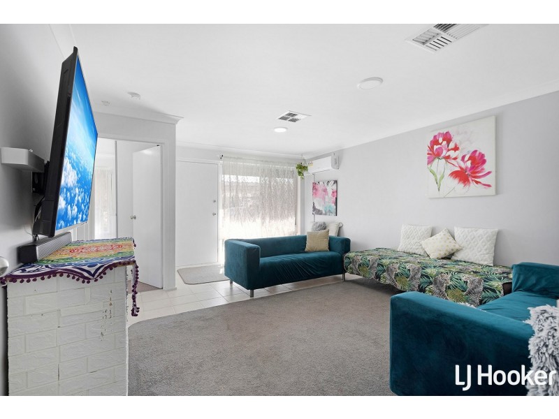 54B Grovelands Drive, Camillo WA 6111