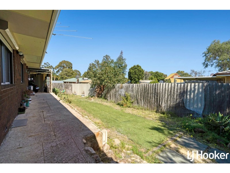 54B Grovelands Drive, Camillo WA 6111