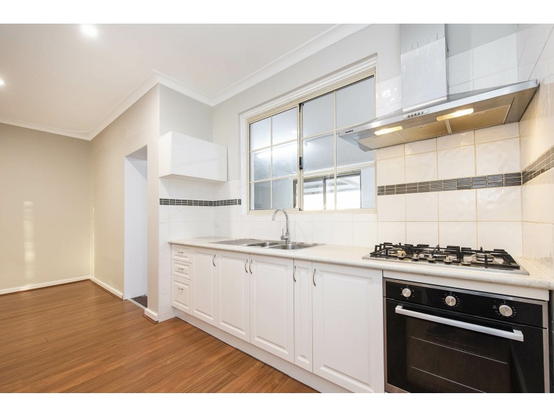 31A Connemara Drive, Thornlie WA 6108