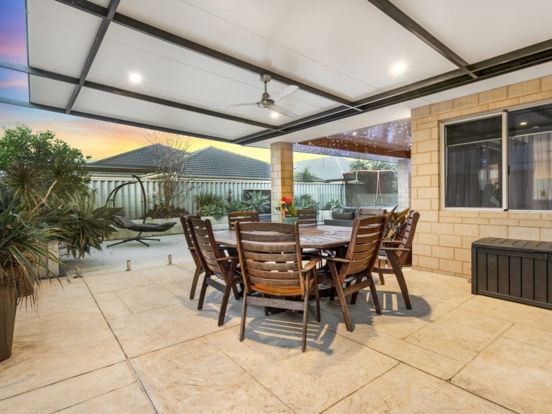 4 St Agnes Green, Southern River WA 6110