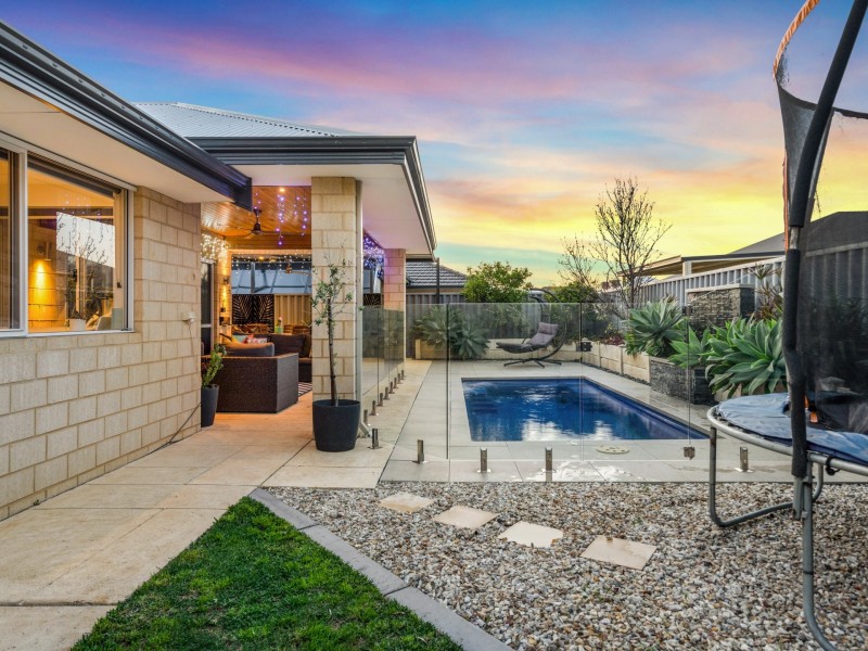 4 St Agnes Green, Southern River WA 6110