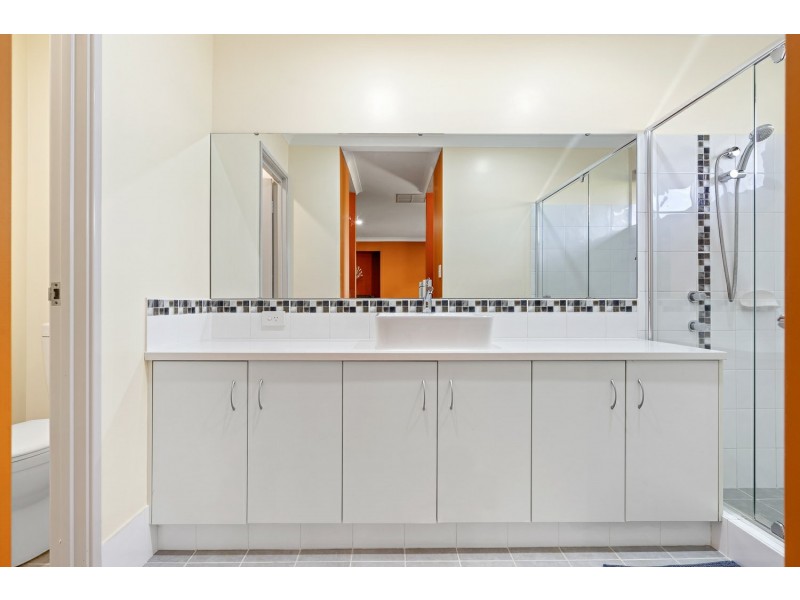 2 Putting Green, Maddington WA 6109