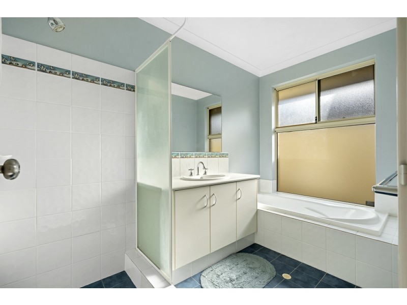 2 Putting Green, Maddington WA 6109