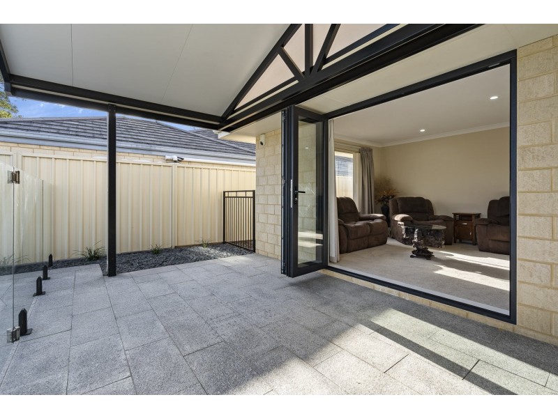 2 Putting Green, Maddington WA 6109