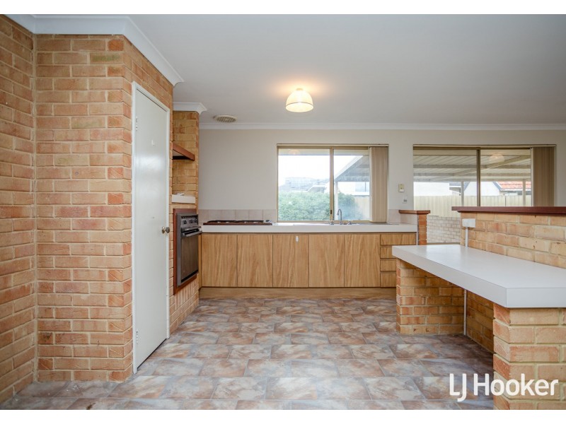 31 Ovens Road, Thornlie WA 6108