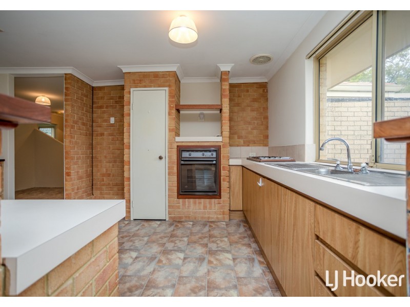 31 Ovens Road, Thornlie WA 6108