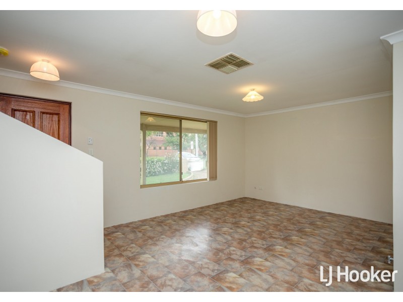31 Ovens Road, Thornlie WA 6108