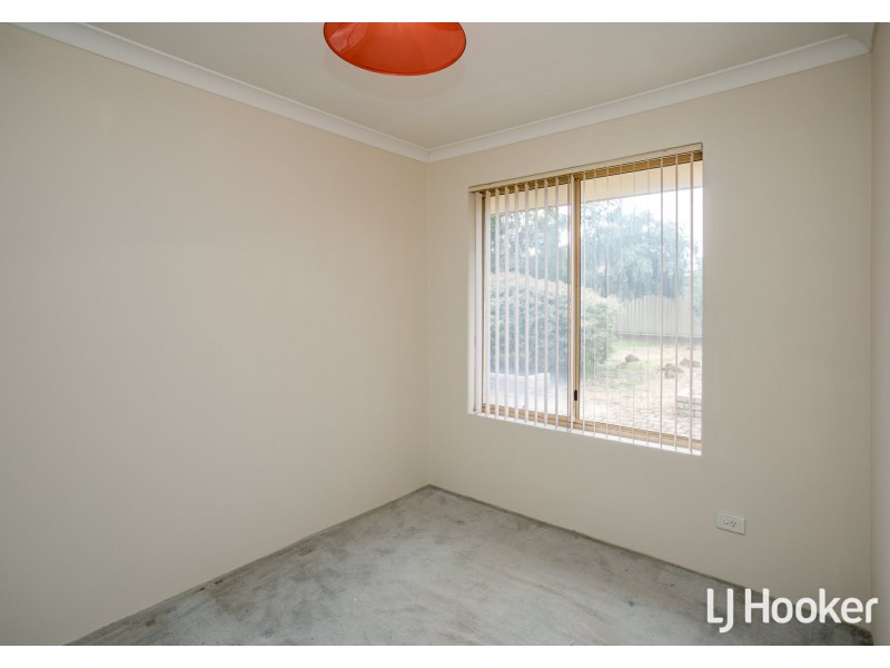 31 Ovens Road, Thornlie WA 6108